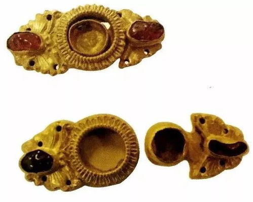 中國古代金銀首飾探源 明代手鐲、戒指與紐扣的金屬藝術(shù)